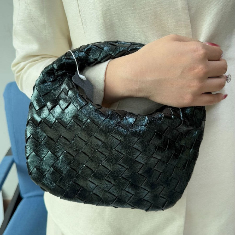 Elegant Dumpling Pleated Knotted Hand-woven Croissant Bags