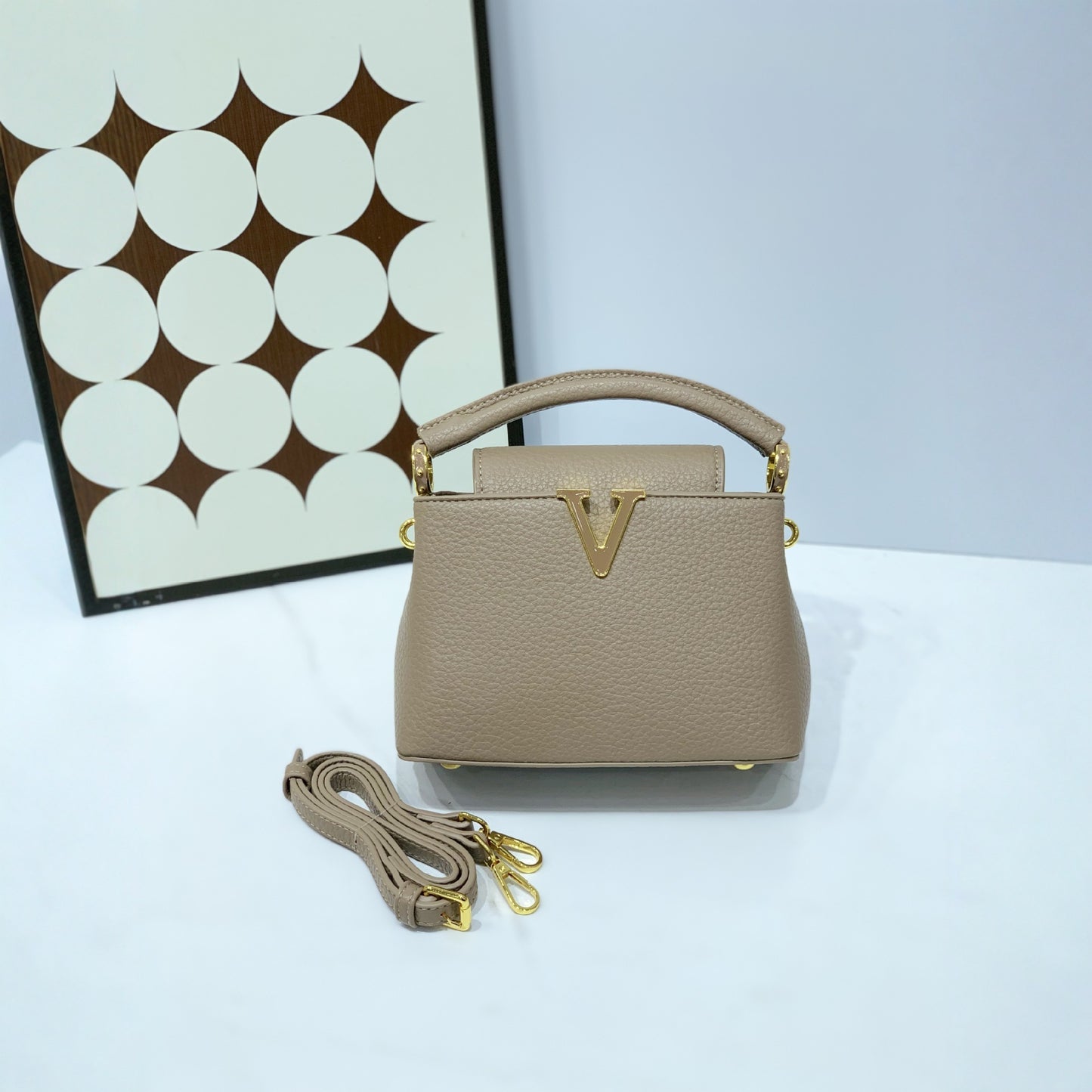 Women's Trendy Simplicity V-shaped Portable Fashionable Lychee Crossbody Bags