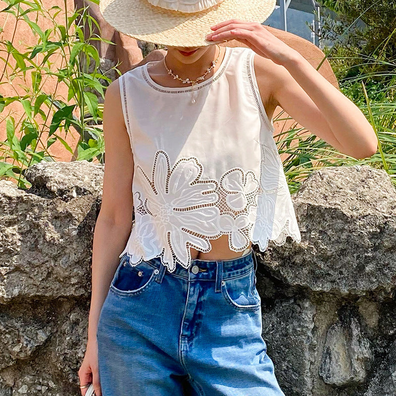 Women's Summer French Hollow Embroidered Classic Style Suits