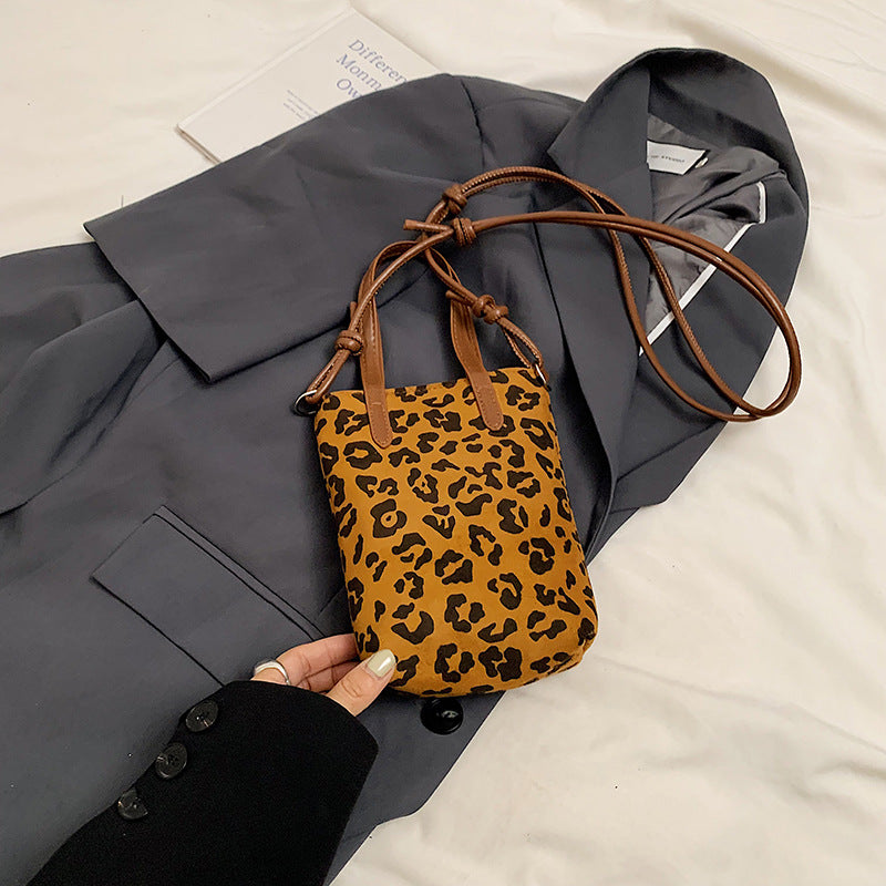 Women's Retro Minority Leopard Print Super Popular Crossbody Bags
