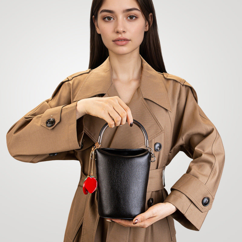 Women's Retro Mobile Winter Popular Leather Crossbody Bags