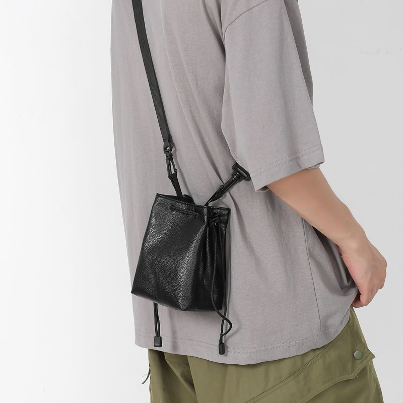 Men's Elegant Pannier Mini Earphone Cell Men's Messenger Bags