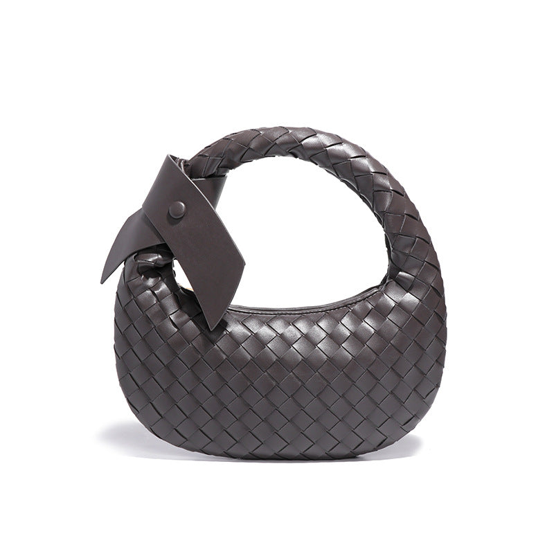 Women's Good Texture Hand Carrying Underarm Hand-woven Summer Handbags