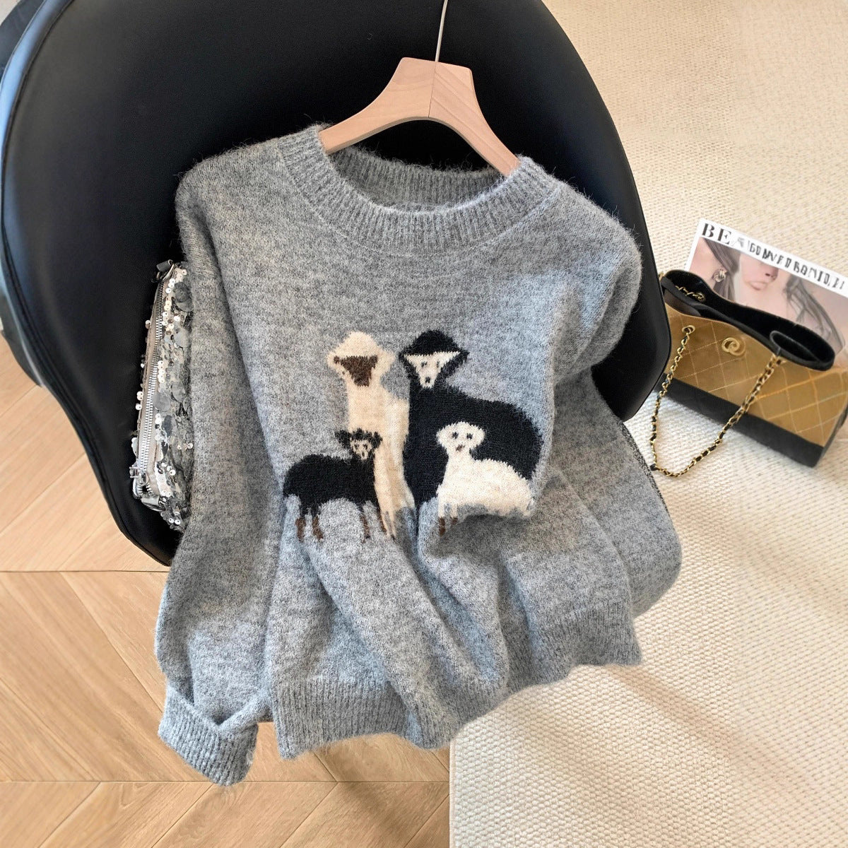 Women's Early Retro Lamb Embroidered Idle Style Soft Sweaters