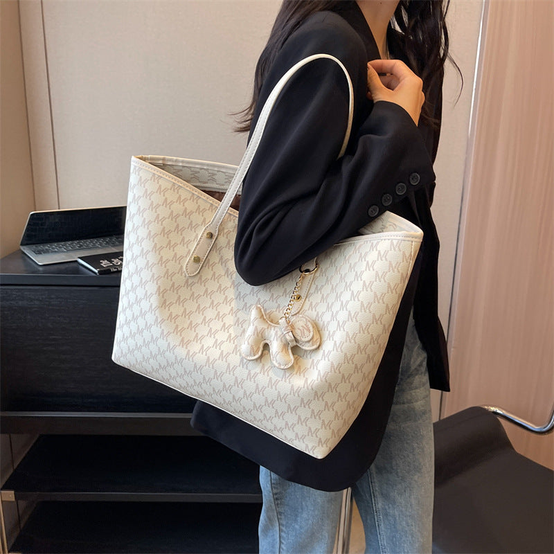 Women's Light Luxury Large Capacity Commuter Hand Tote Bags