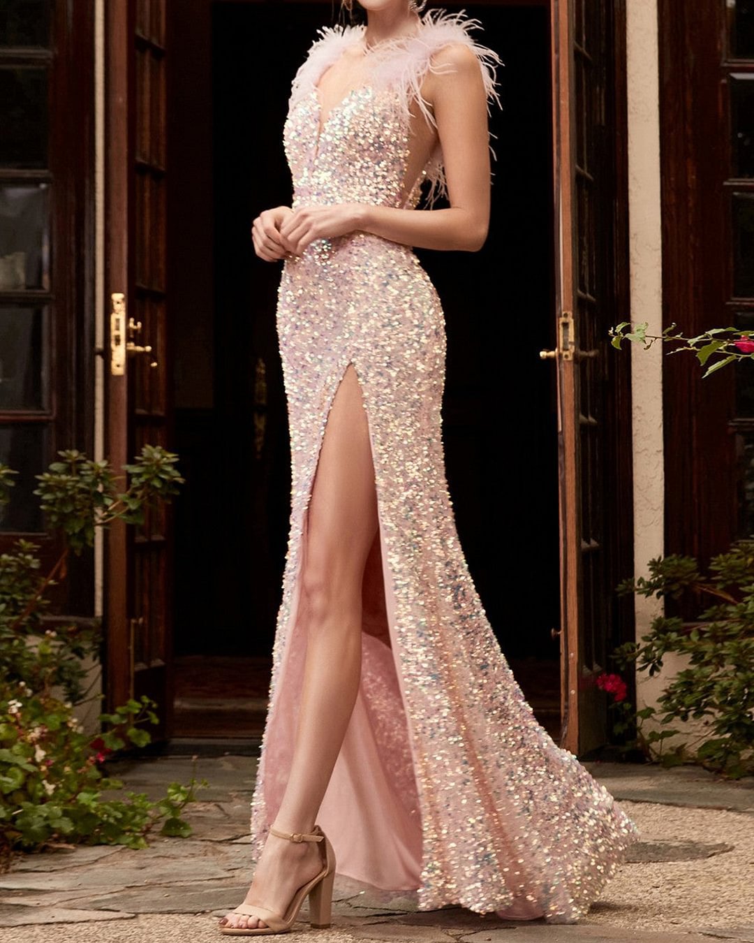 Temperament Commute Solid Color Red Feather Host Dresses