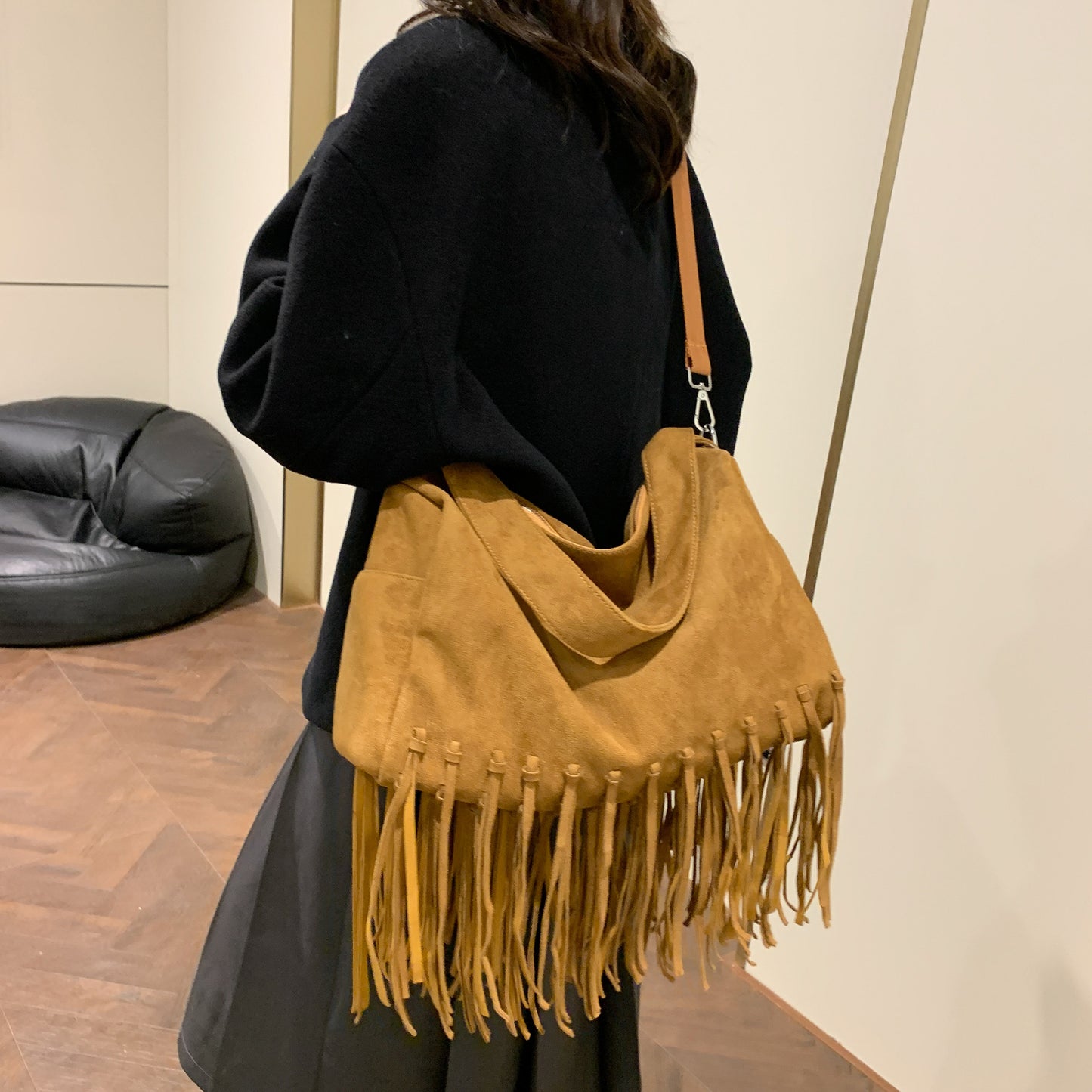 Women's Retro Portable Underarm Frosted Solid Color Tote Bags