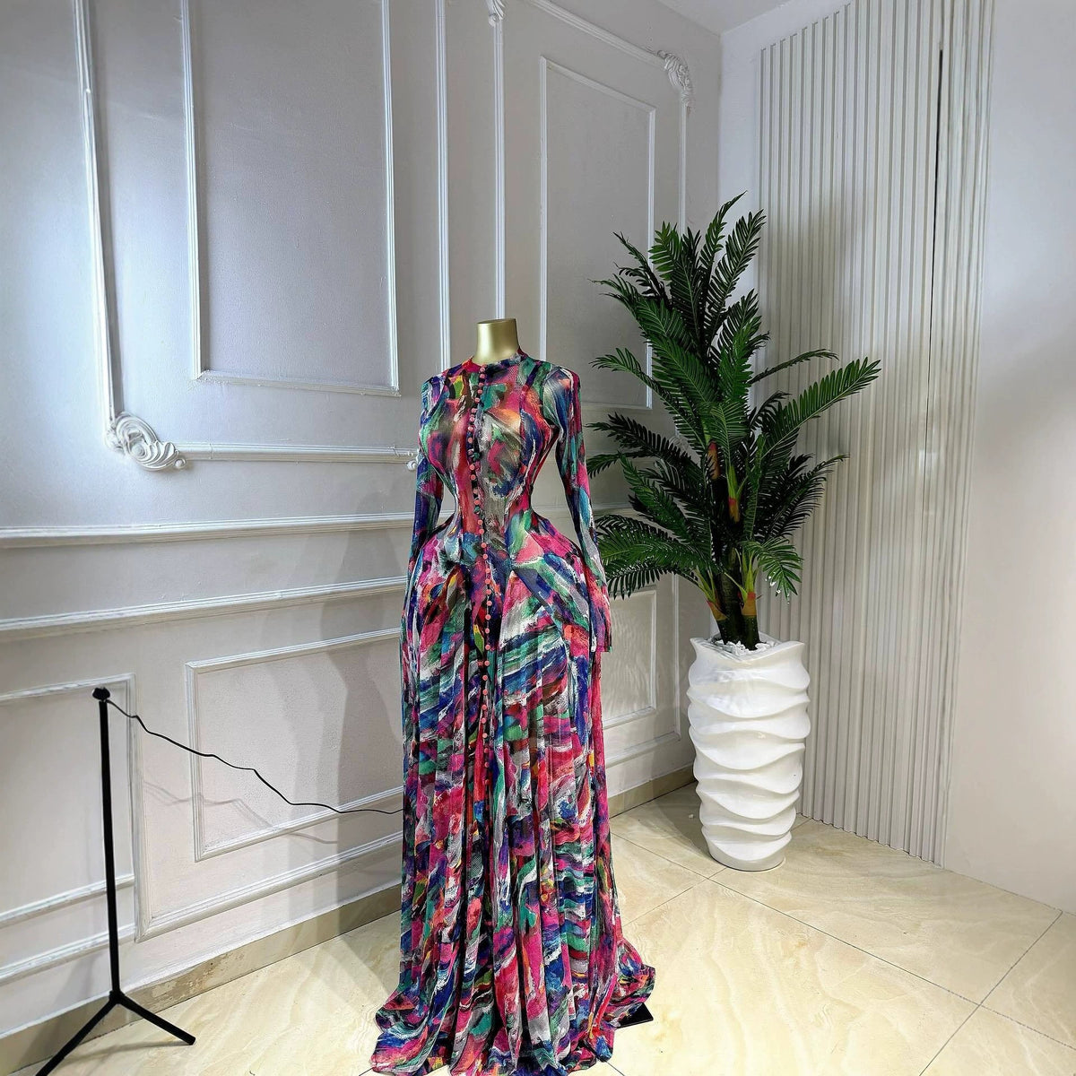 Women's African Temperament Printed Large Swing Round Neck Long Sleeve Waist Dress