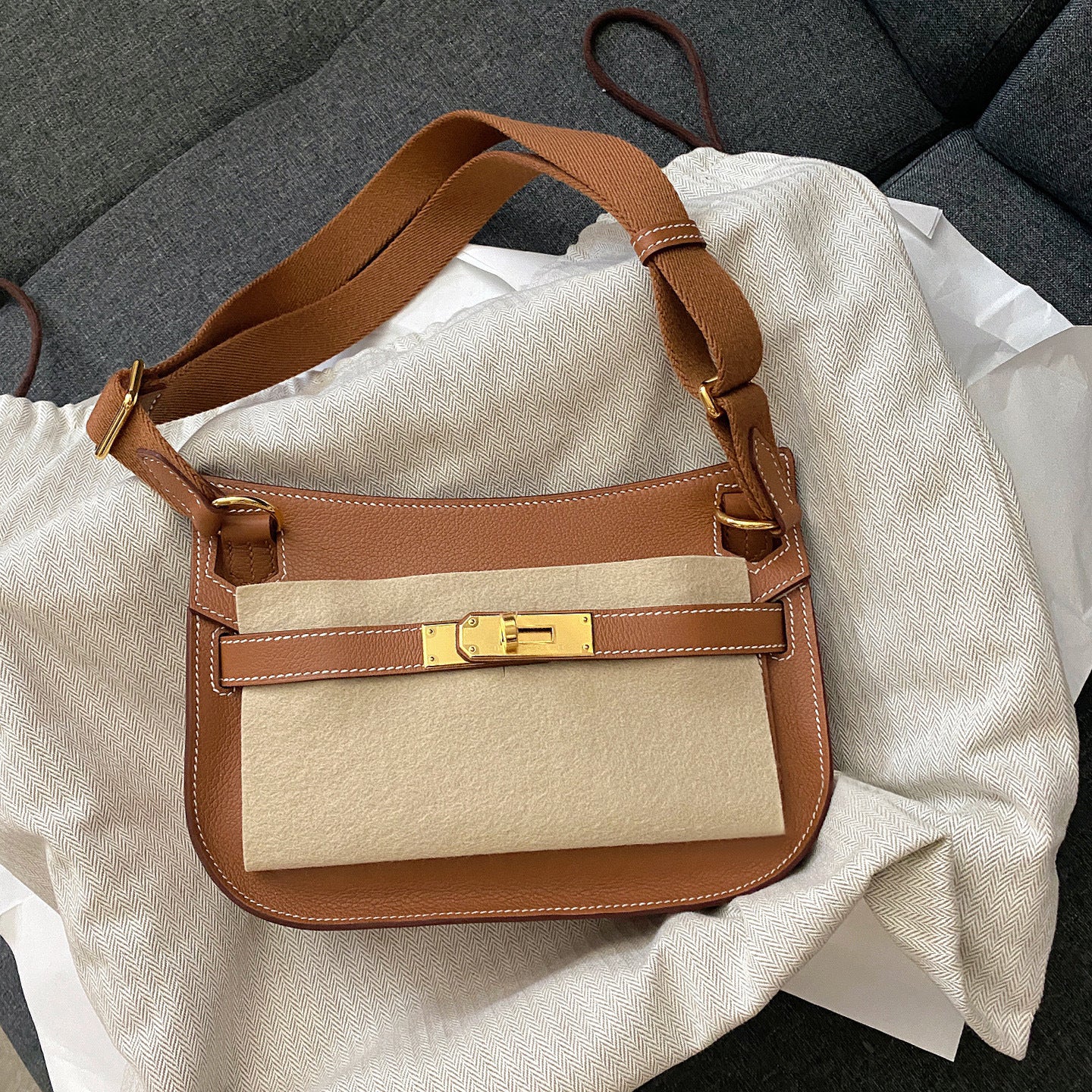 Women's Calfskin Gypsy Saddle Genuine Leather Mini Small Square Bags