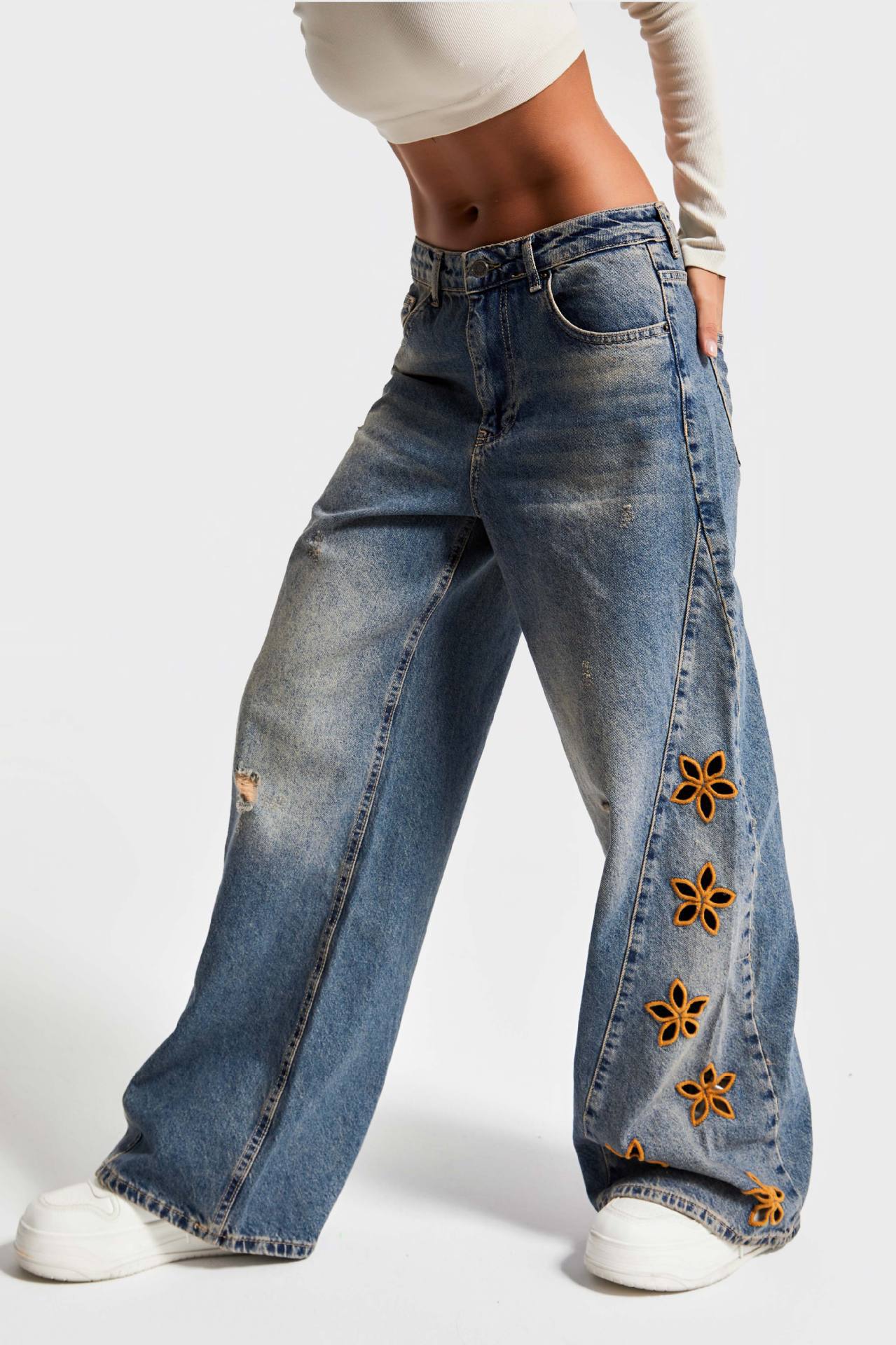 Women's High Waist Loose Embroidered Fashionable Denim Women's Jeans