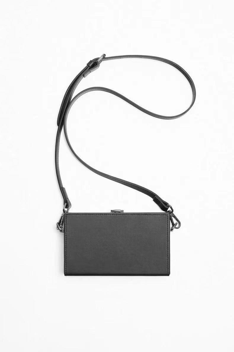 Men's Fashion Black Hard Box-shaped Mini Envelopes Bags