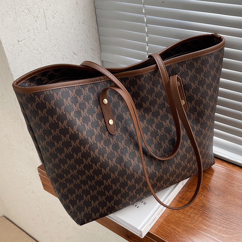 Women's High-grade Exquisite Niche Large Capacity Commute Tote Bags