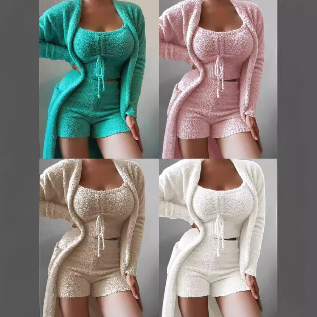 Women's Plush Three-piece Pajamas Set Leisure Home Fashion Casual Suit