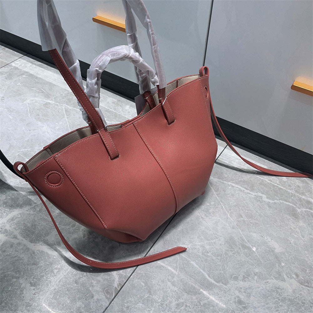 Large Capacity Underarm Retro Minority Design Handbags