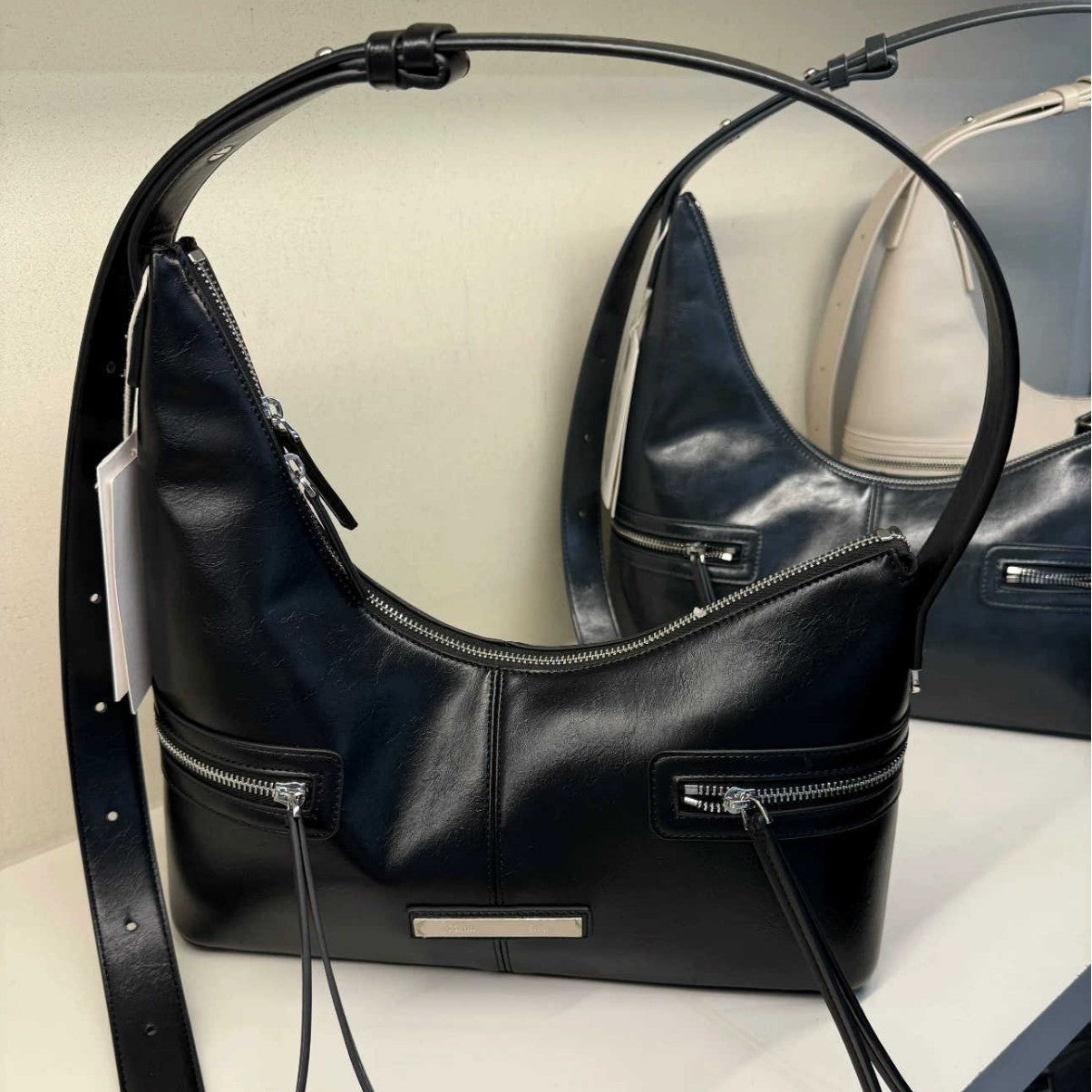 New Adjustable Asymmetric Underarm Niche Retro Bags