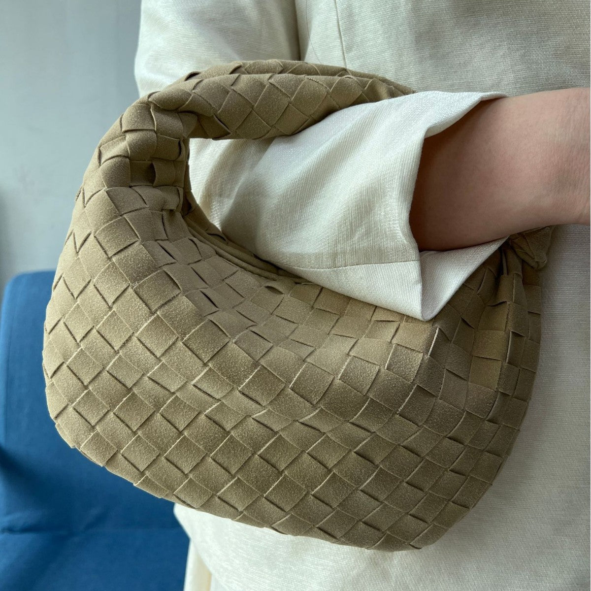 Elegant Classic Frosted Hand-woven Underarm Croissant Handbags