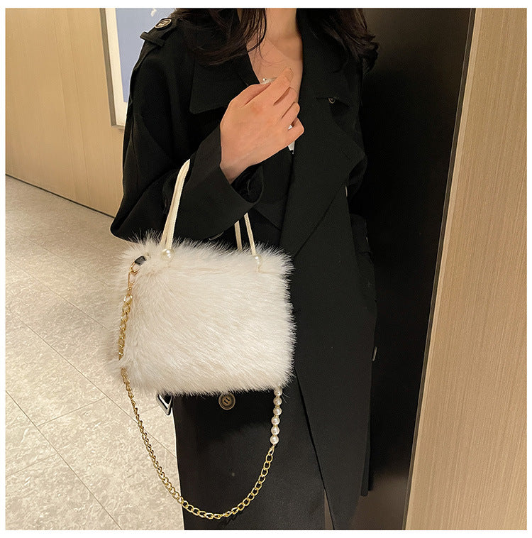 Women's Furry Fashion Pearl Plush Texture Crossbody Bags