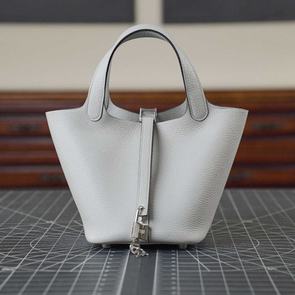 Women's Vegetable Basket Versatile Genuine Leather High Handbags