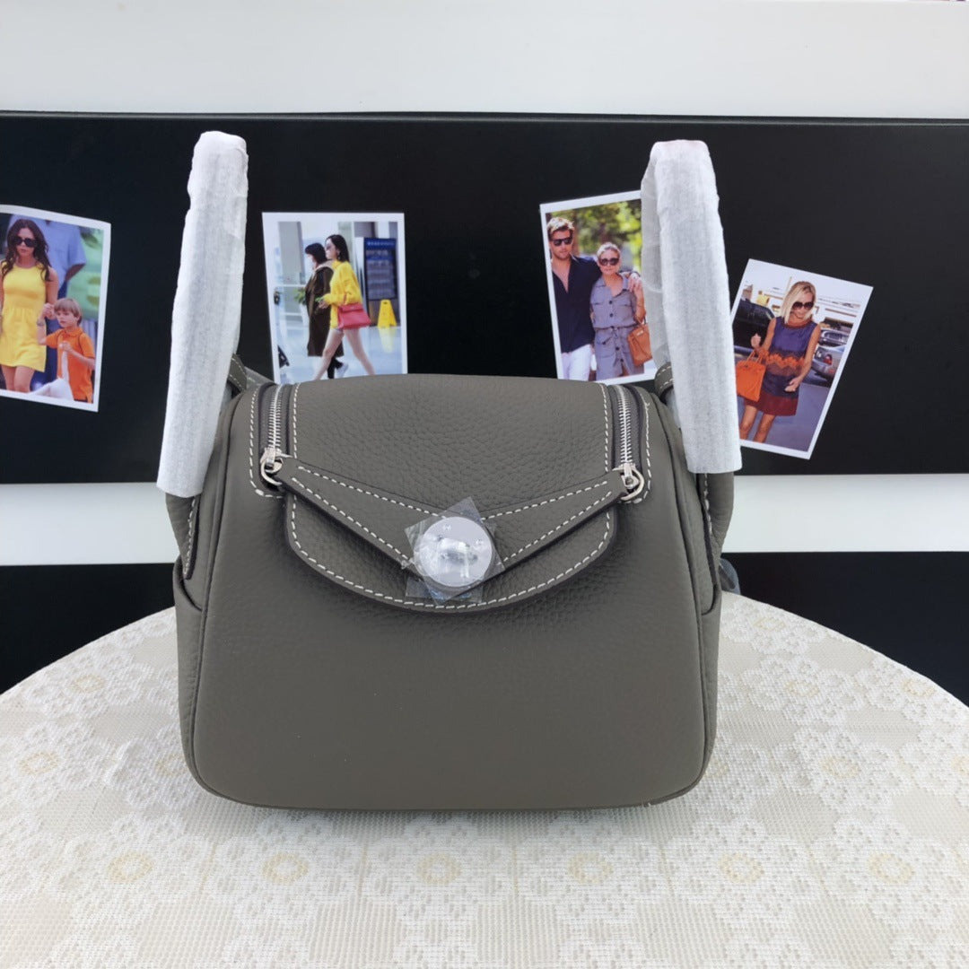 Women's Lindy Cowhide Underarm Pillow Advanced Texture Armpit Bags