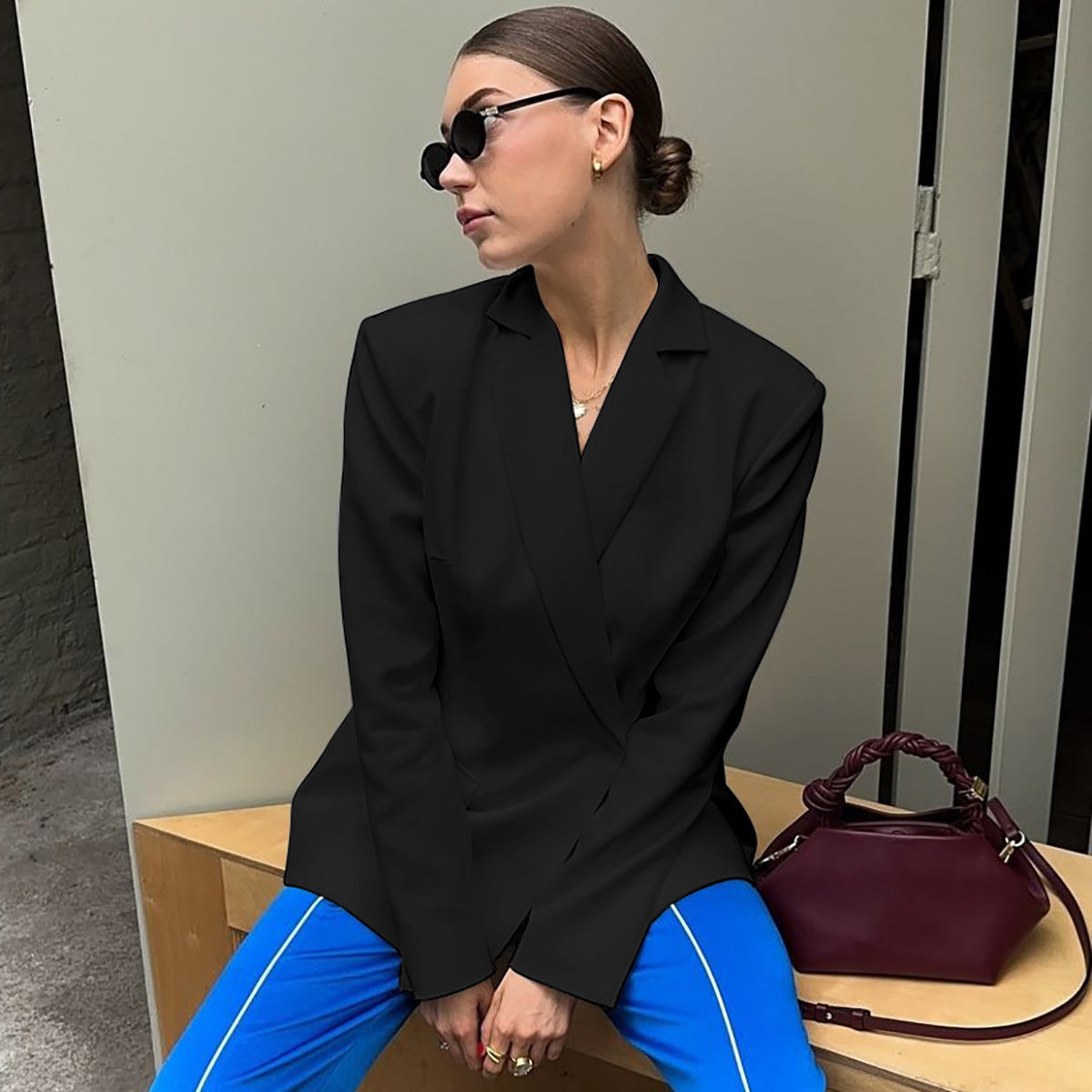 Women's Sexy Backless Slim Fit Temperament Long Blazers