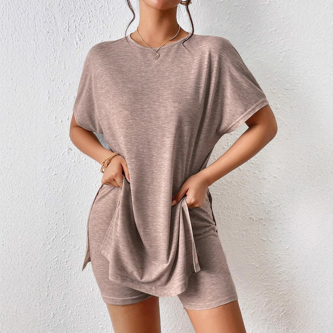 Color Comfort Slit Two-piece Batwing Sleeve Shorts