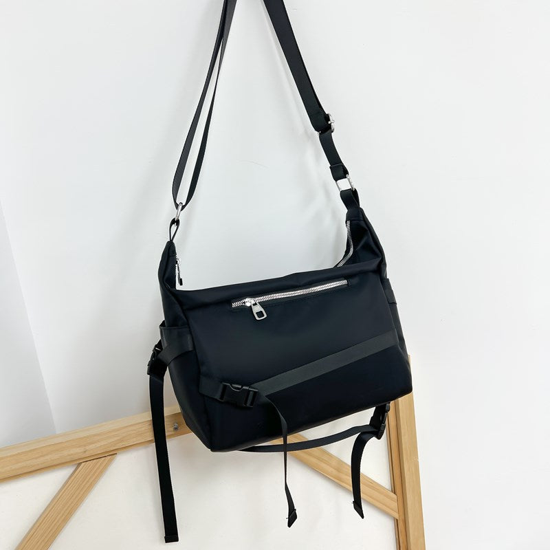 Women's & Men's & Nylon Unisex Large Capacity Trendy Men's Messenger Bags