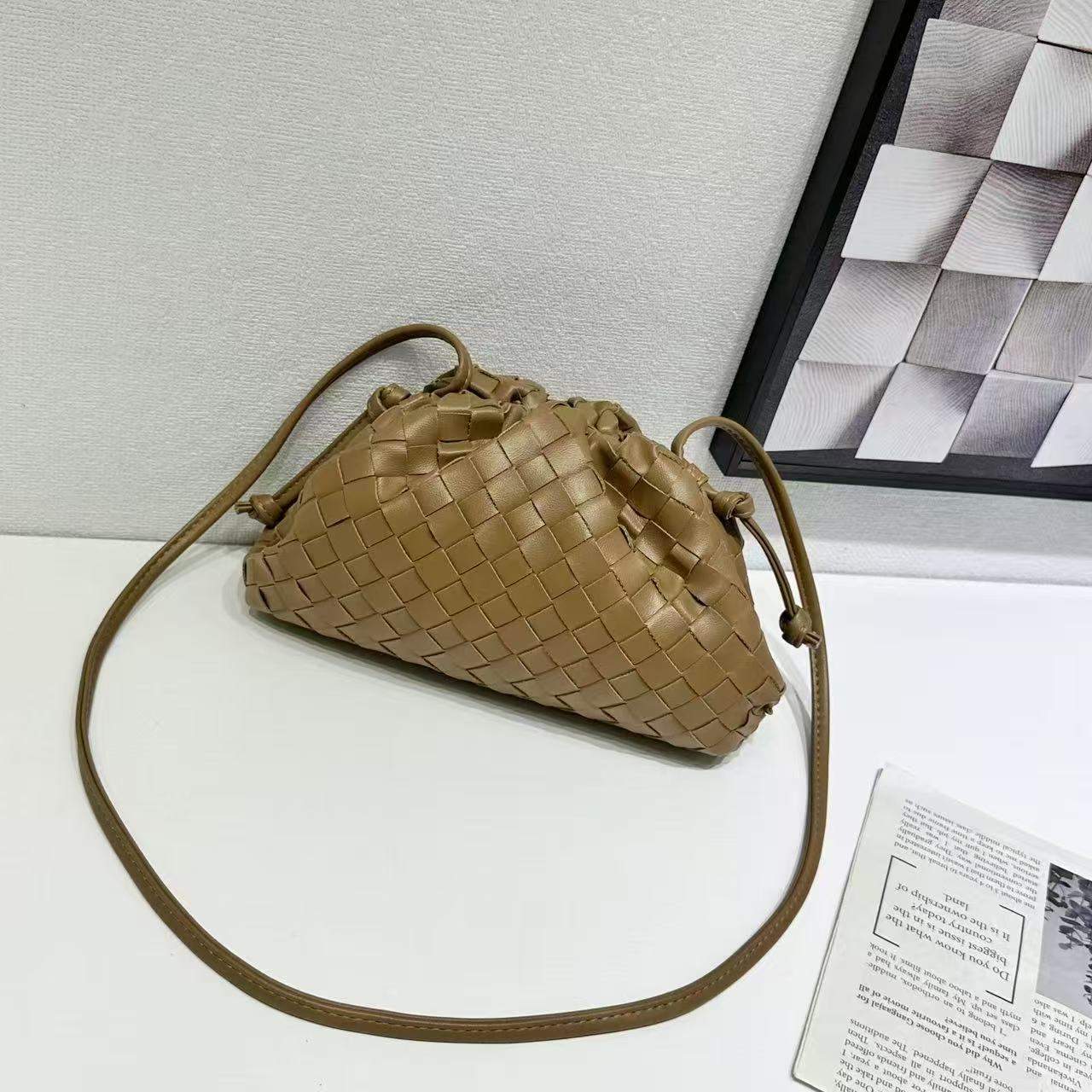 Casual Classic Trendy Hand-woven Cloud Fashion Handbags