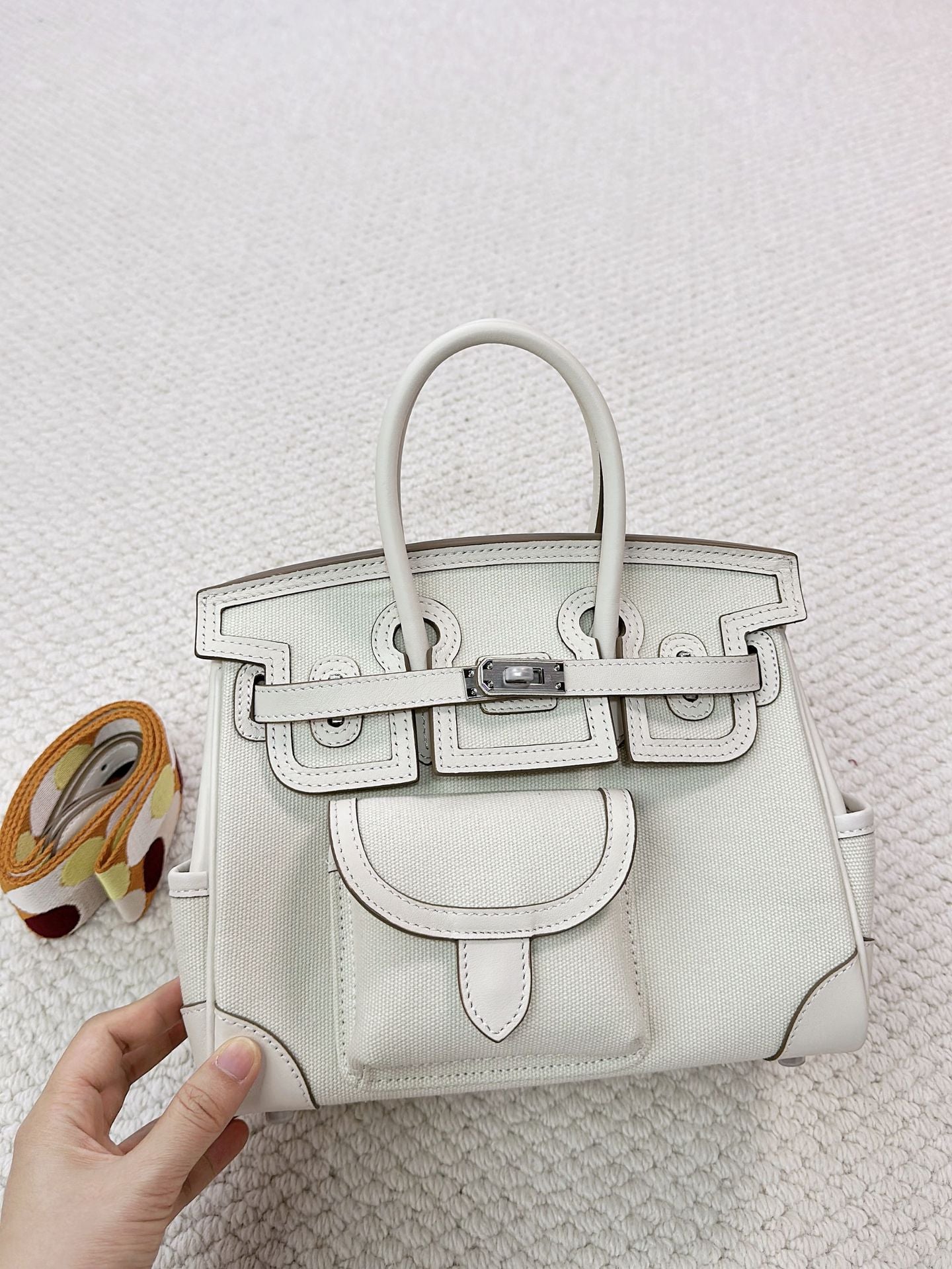 Unique Canvas With Cowhide Pocket Fashion Handbags