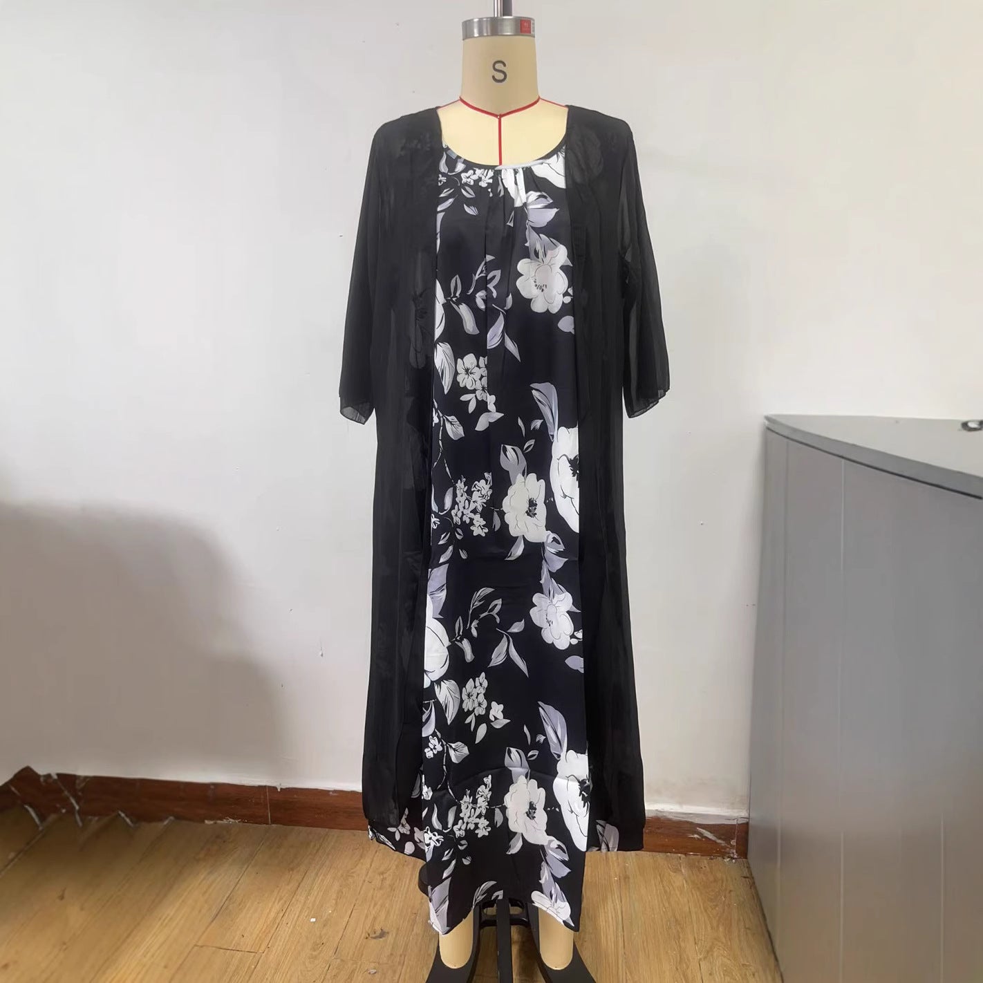 Women's Three-quarter Sleeve Printed Dress Chiffon Loose Waist Temperament Fashion Casual Suit