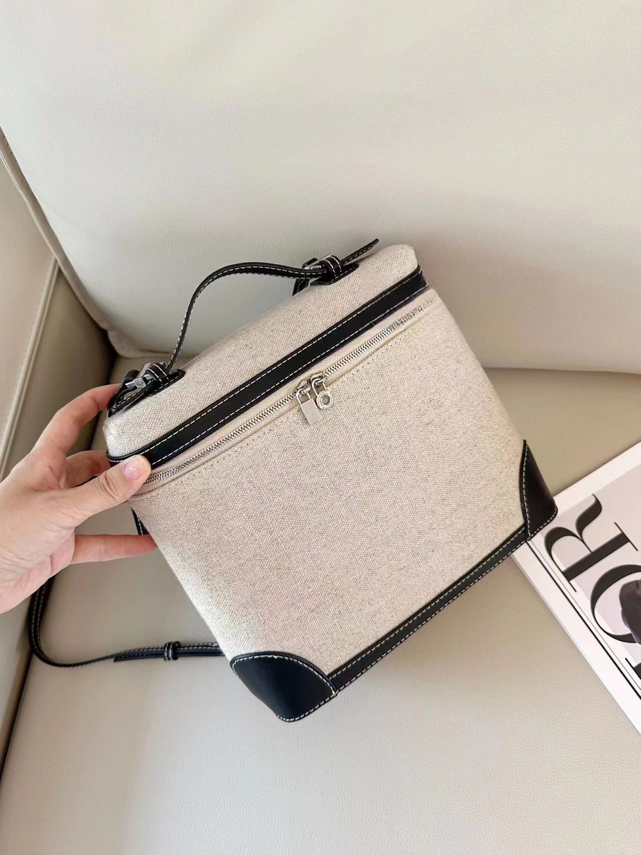 Capacity Lunch Box Retro Layer Leather Backpacks