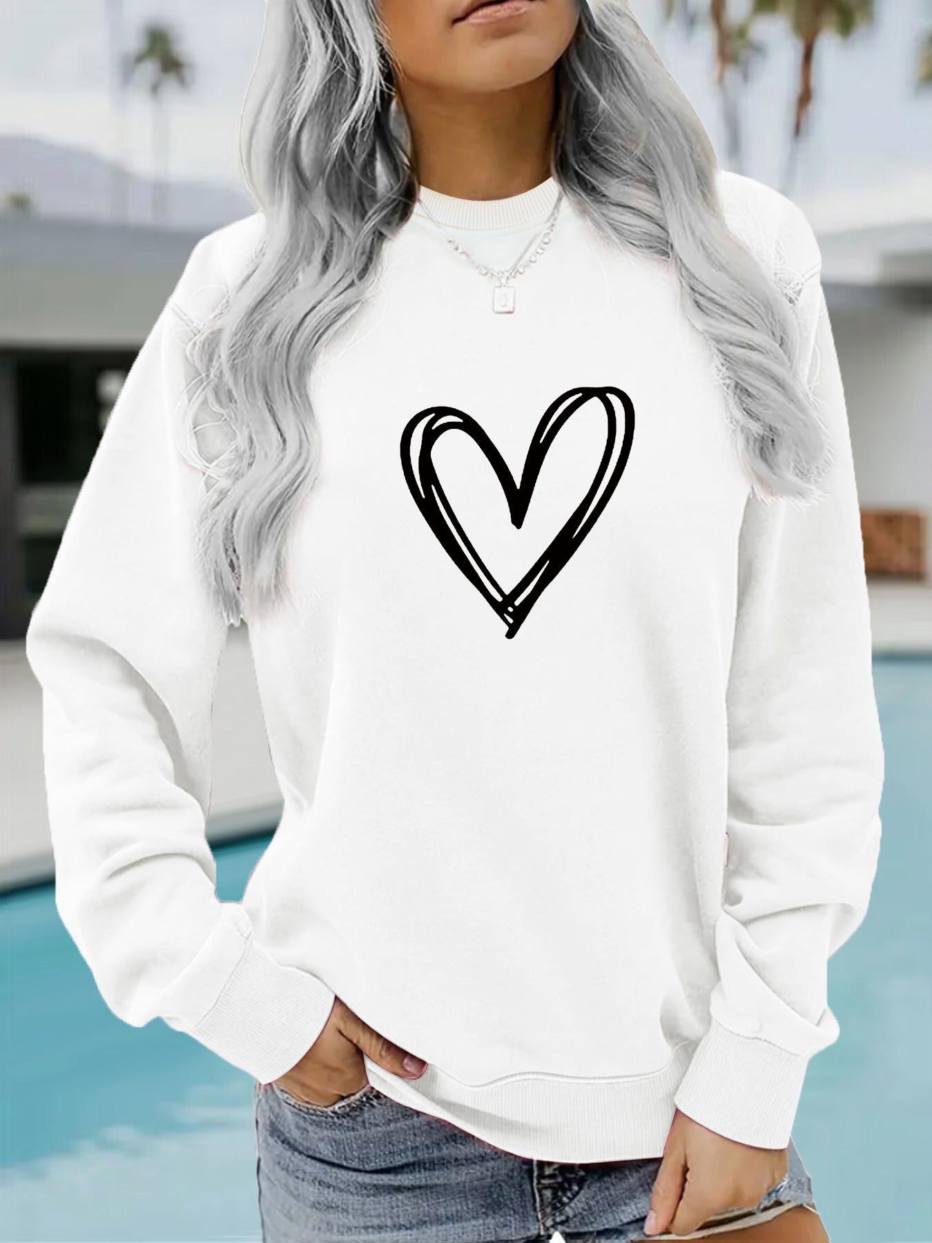 Women's Casual Long-sleeved Round Neck Heart Shape Printed Women's Sweater, Sweater