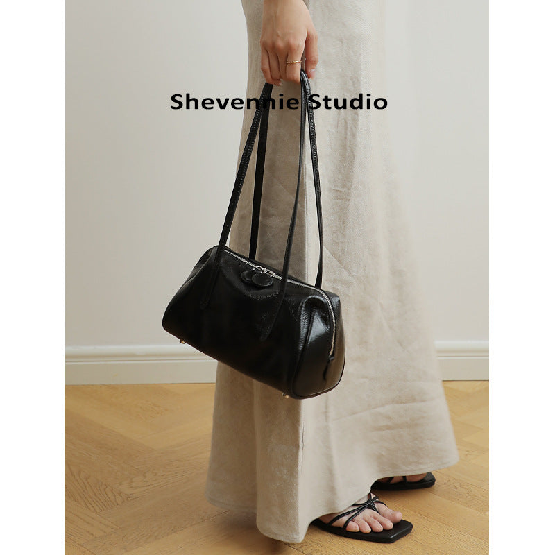 Retro Textured Underarm High-grade Large Capacity Commuter Armpit Bags