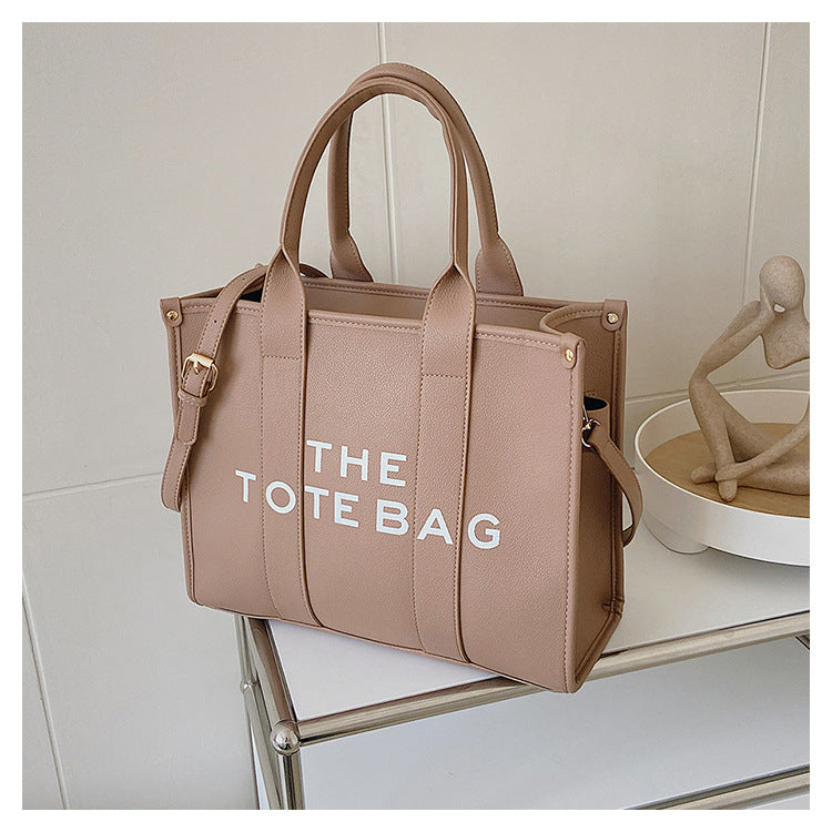 Women's Large Capacity Fashion Single Letter Shoulder Bags