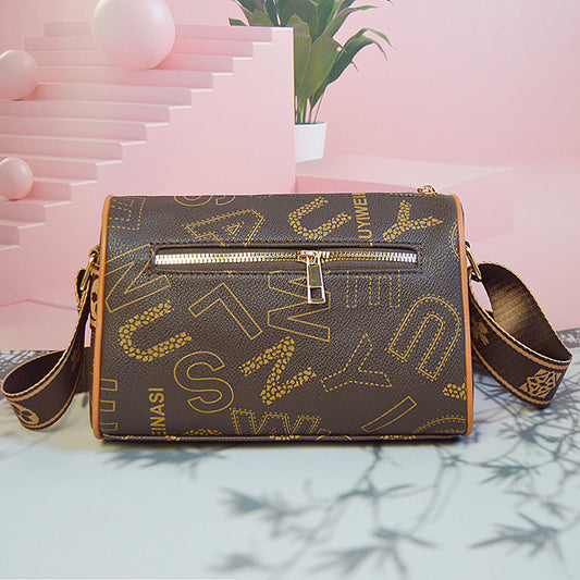 Women's Boston Pillow Lion Ridge Source Crossbody Bags
