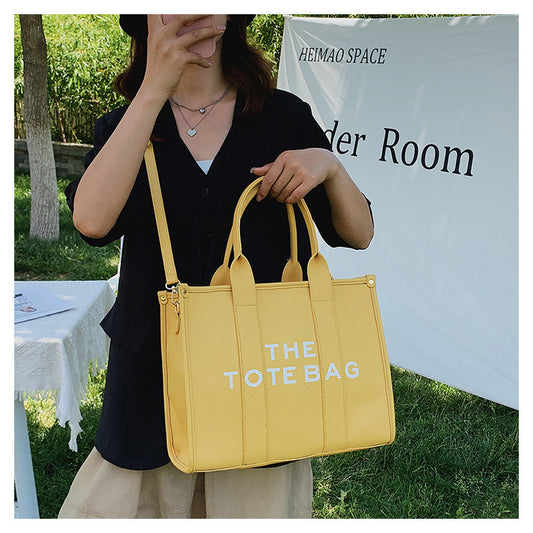 Women's Large Capacity Fashion Single Letter Shoulder Bags