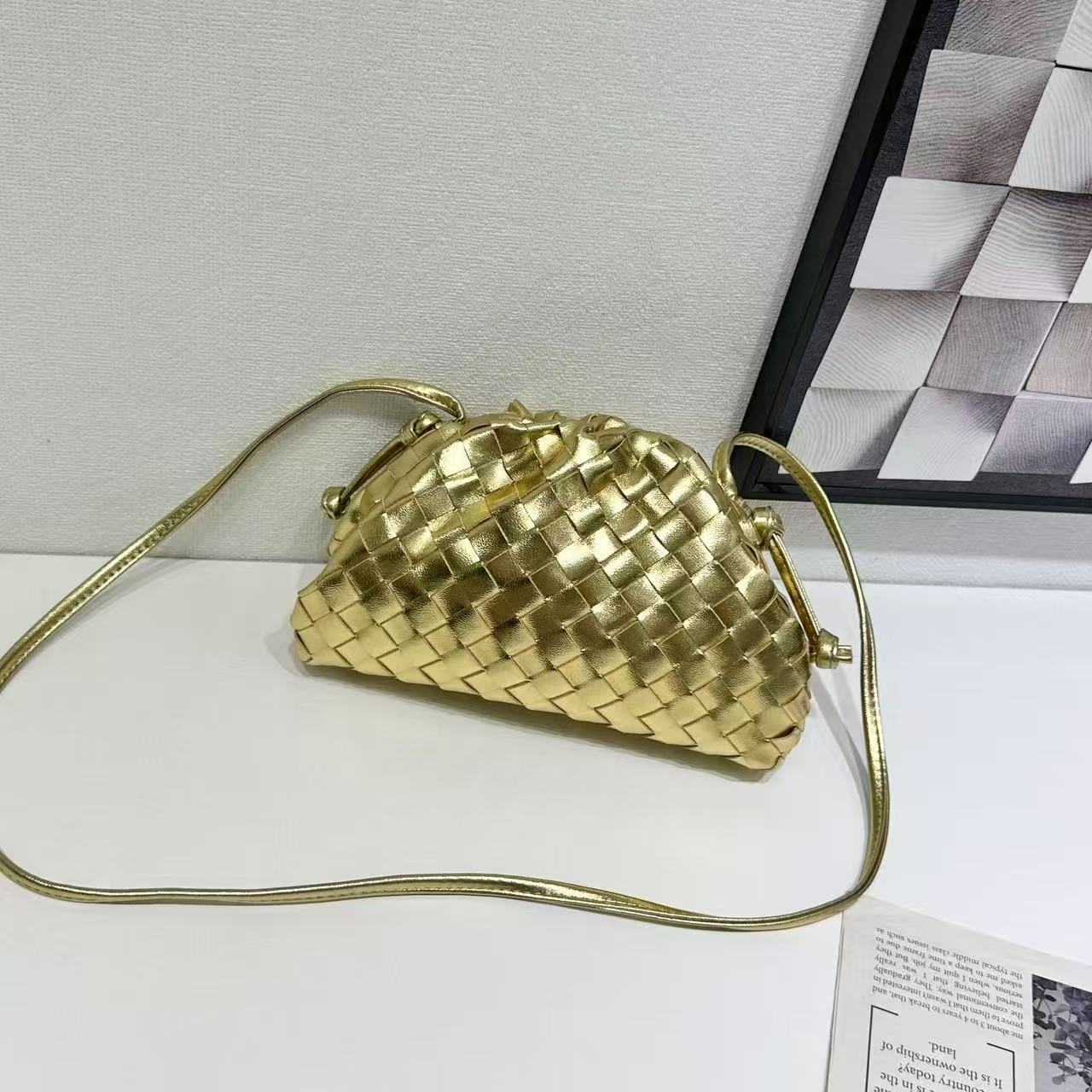Casual Classic Trendy Hand-woven Cloud Fashion Handbags