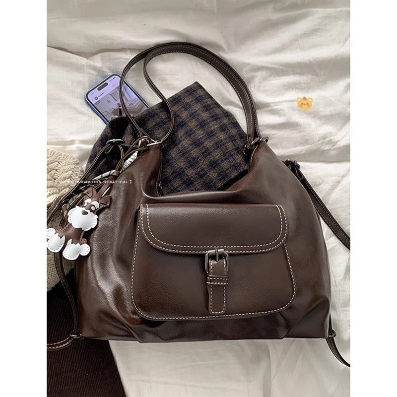 Women's Niche Retro Large Capacity Commuter Crossbody Bags