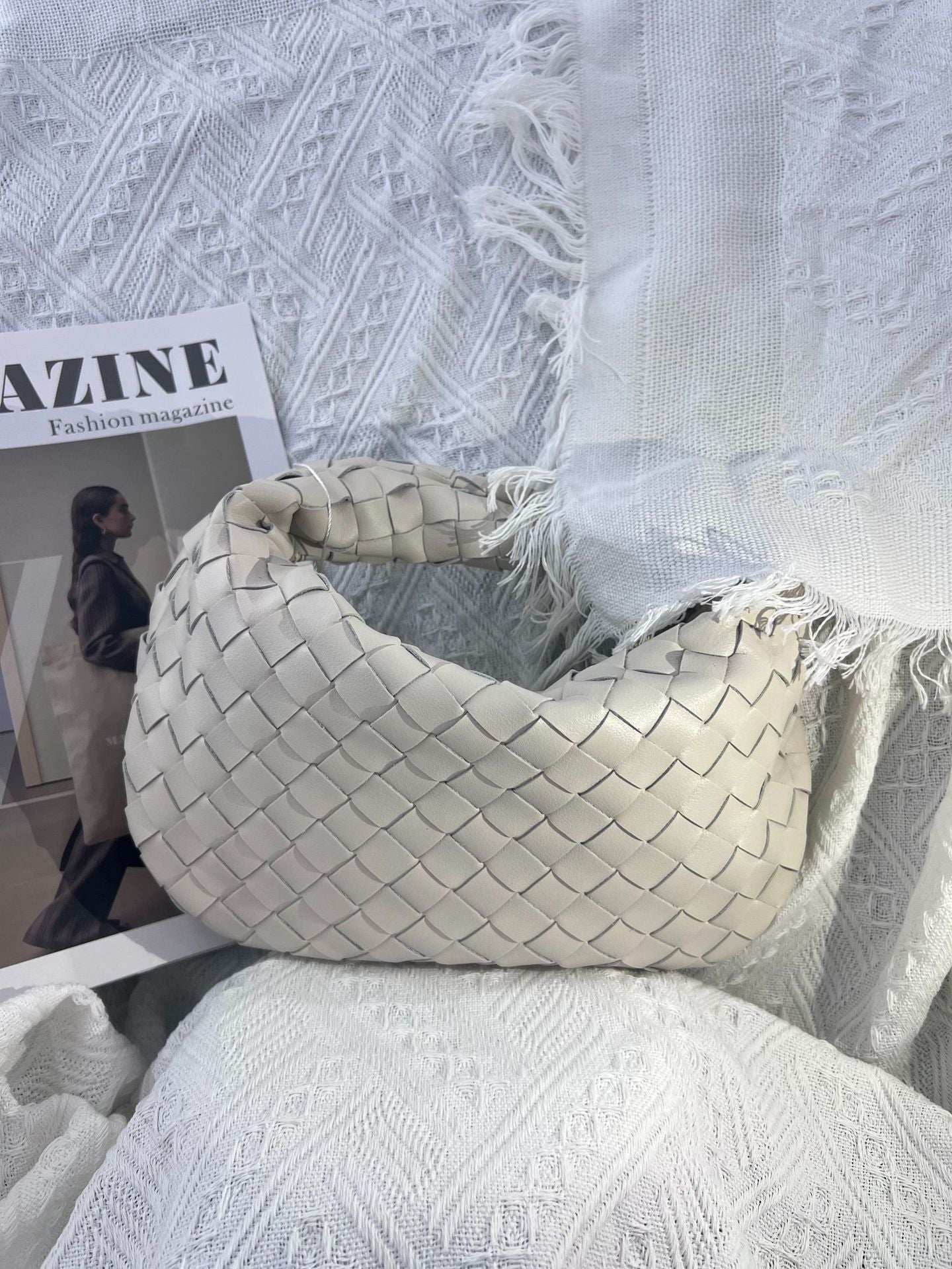 Women's Genuine Leather Woven Cowhide Knotted Handbags