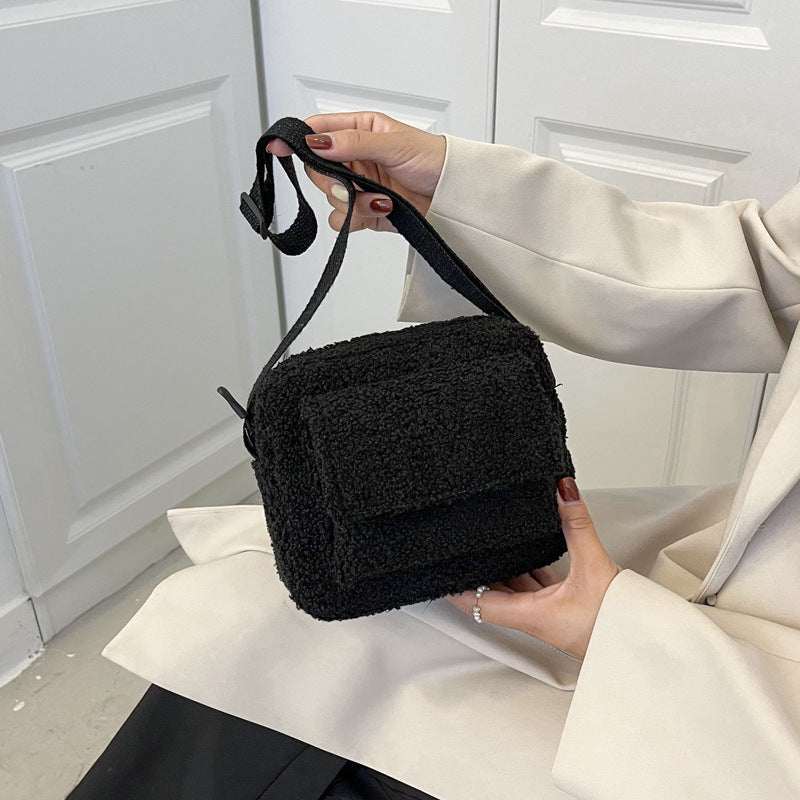 Women's Winter Korean Style Lamb Wool Solid Shoulder Bags