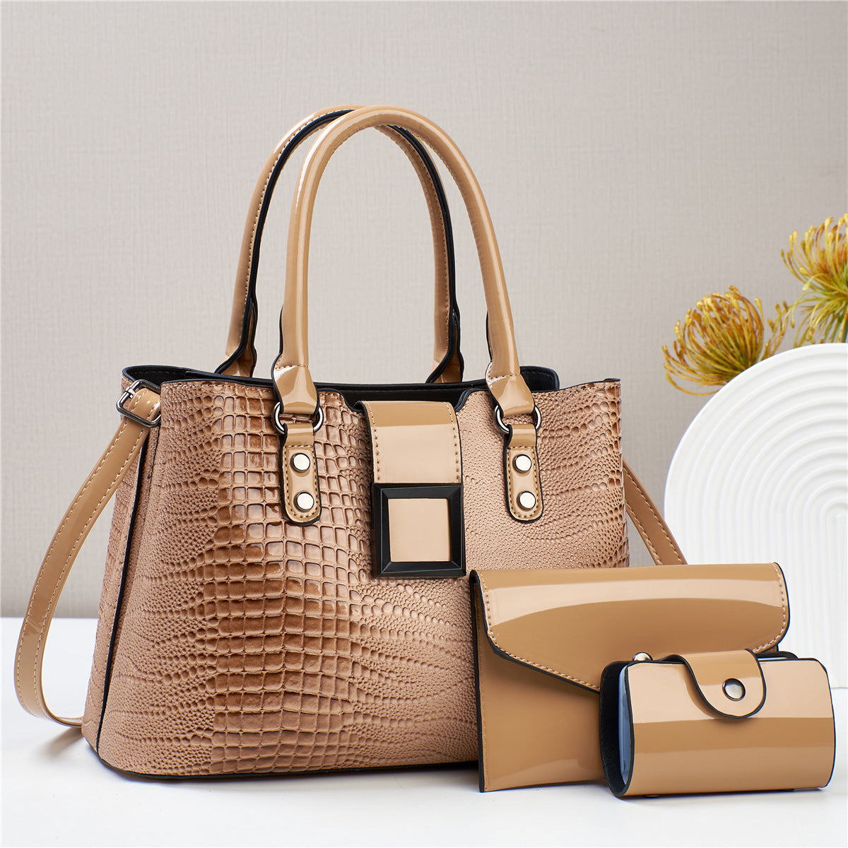 2 High-grade Three-piece Bright Leather Lizard Handbags