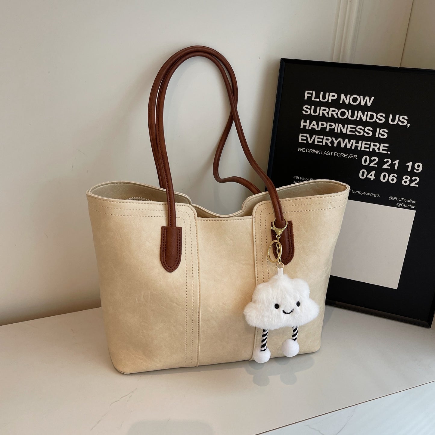 Women's High-grade Large Capacity Fashion Commuter Underarm Bags