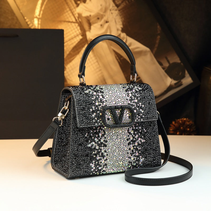 Pretty Women's Diamond Retro Fashion Good-looking Bags