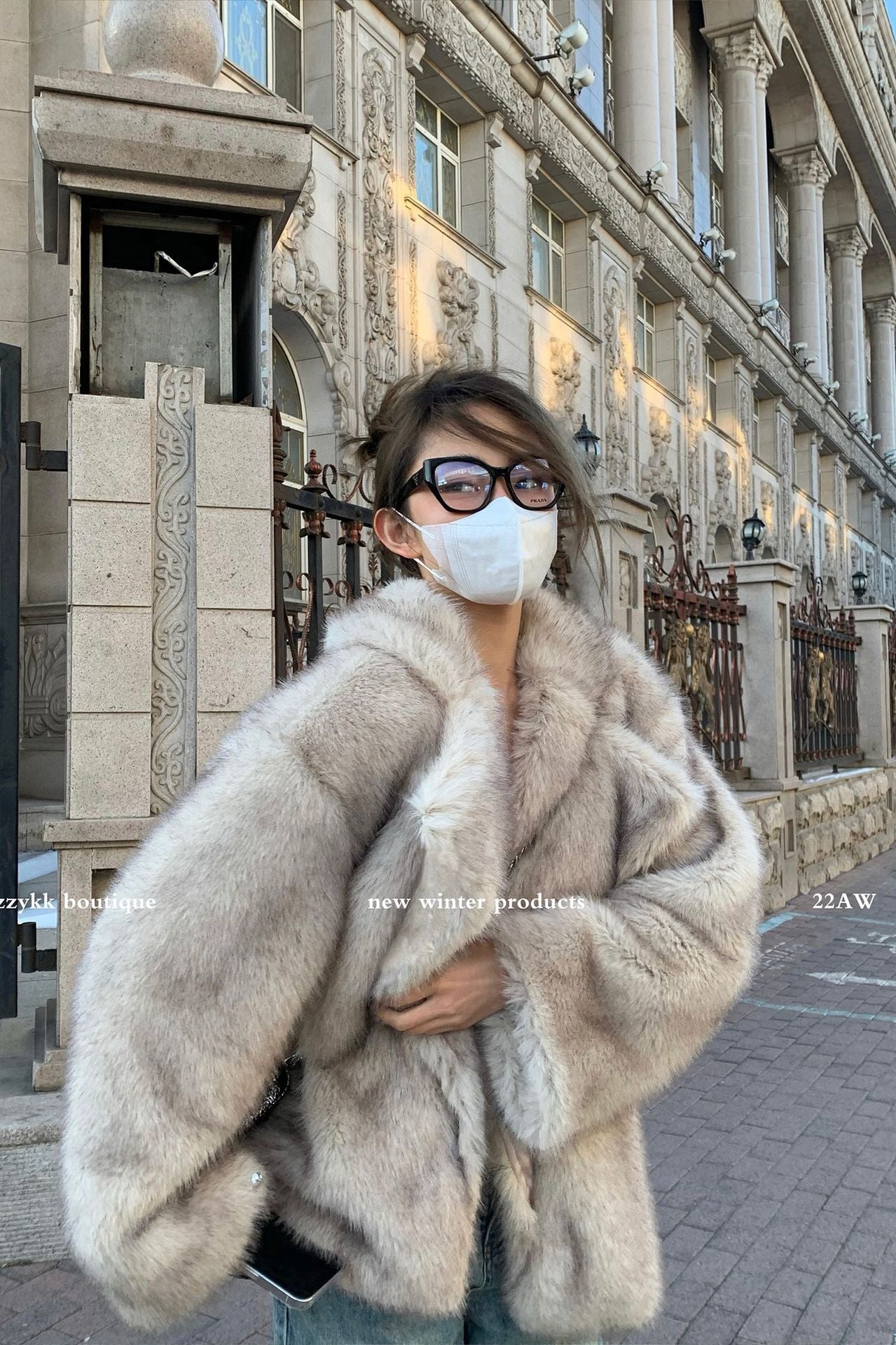 Women's Faux Fox Fur Mid-length Elegant Lapel Coats