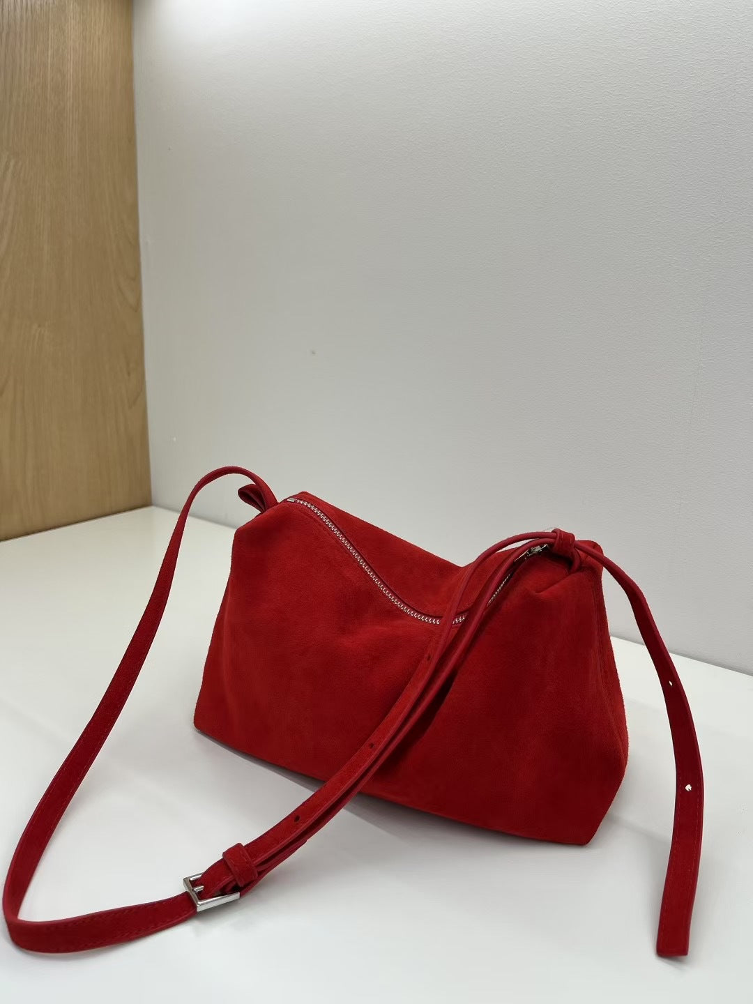 Women's Frosted Vintage Commuter Large Capacity Minimalist Crossbody Bags