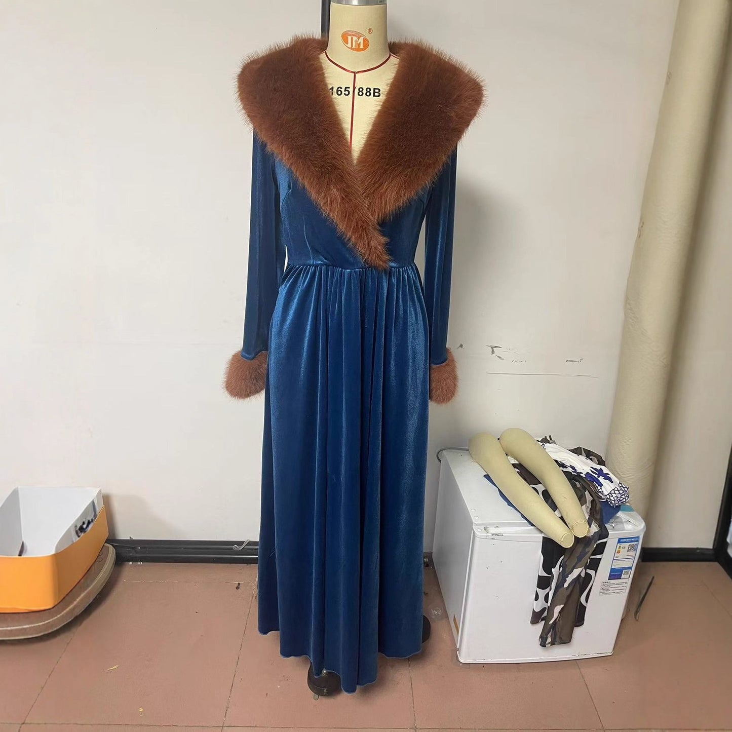 Women's Long Sleeve Thickened Dress Fur Collar Dresses