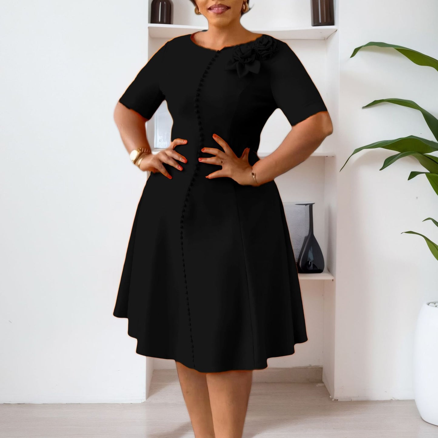 Women's Short-sleeved Solid Color Round Neck Elegant Dresses