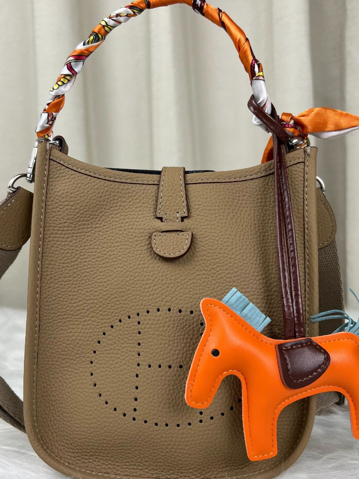 Women's Pattern First Layer Cowhide Genuine Leather Bags