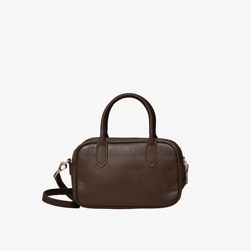Elegant Vegetable Tanned Cowhide Vintage Commuter Bags