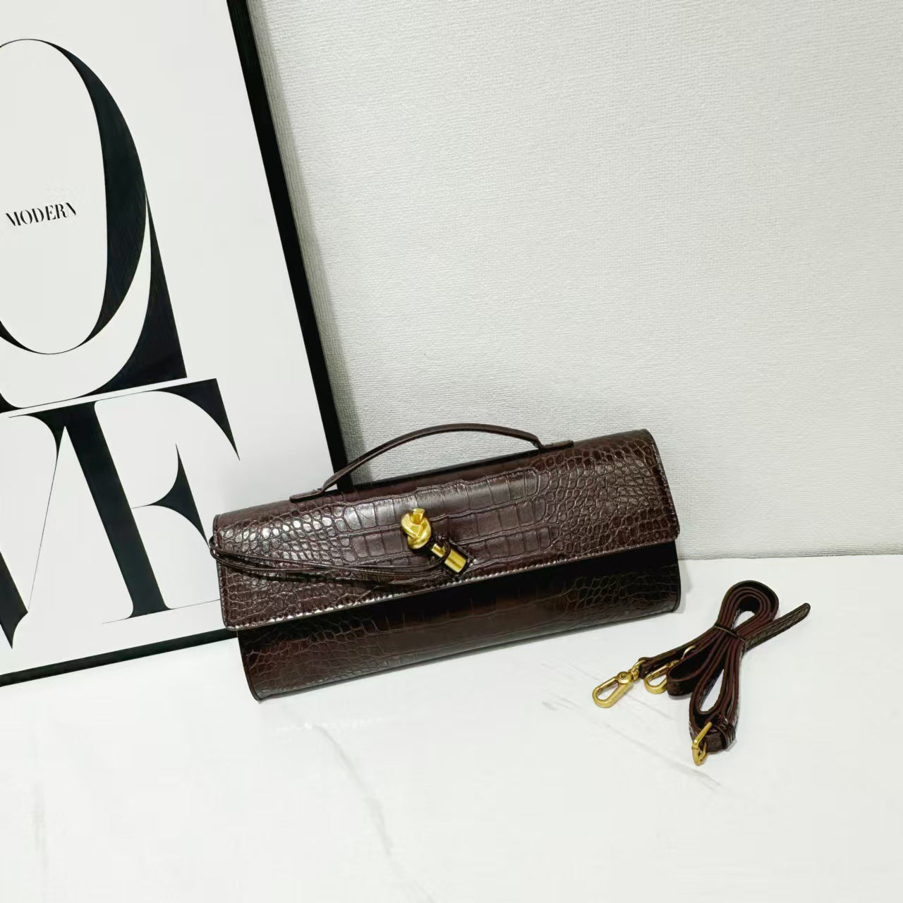 Women's Baguette Fashion Exquisite Horizontal Hand Holding Evening Bags