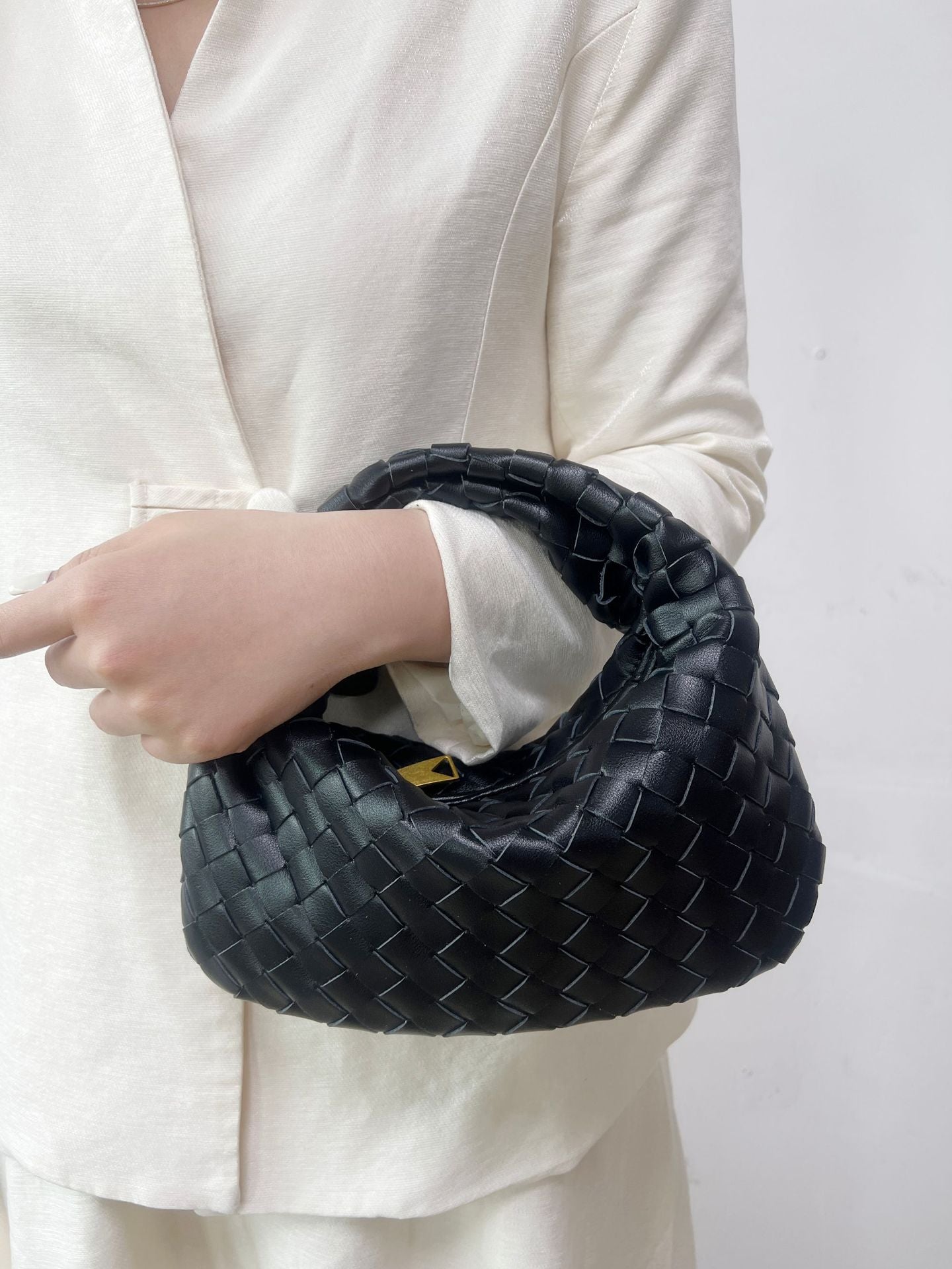 Women's Handmade Real Woven Knotted Genuine Armpit Bags